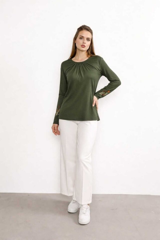 Kadın Likralı Orta Yaş Ve Üzeri Dört Mevsim Füme Anne Penye Bluz Yeni Sezon Kolu İşlemeli Haki - 2XL