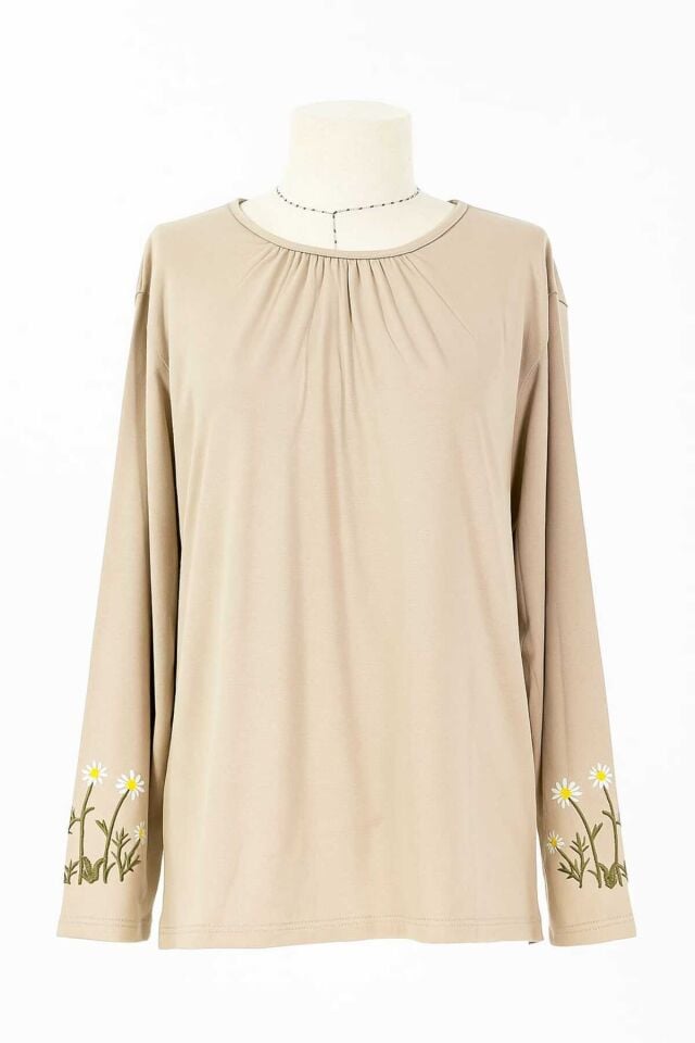 Kadın Likralı Orta Yaş Ve Üzeri Dört Mevsim Füme Anne Penye Bluz Yeni Sezon Kolu İşlemeli Bej - L