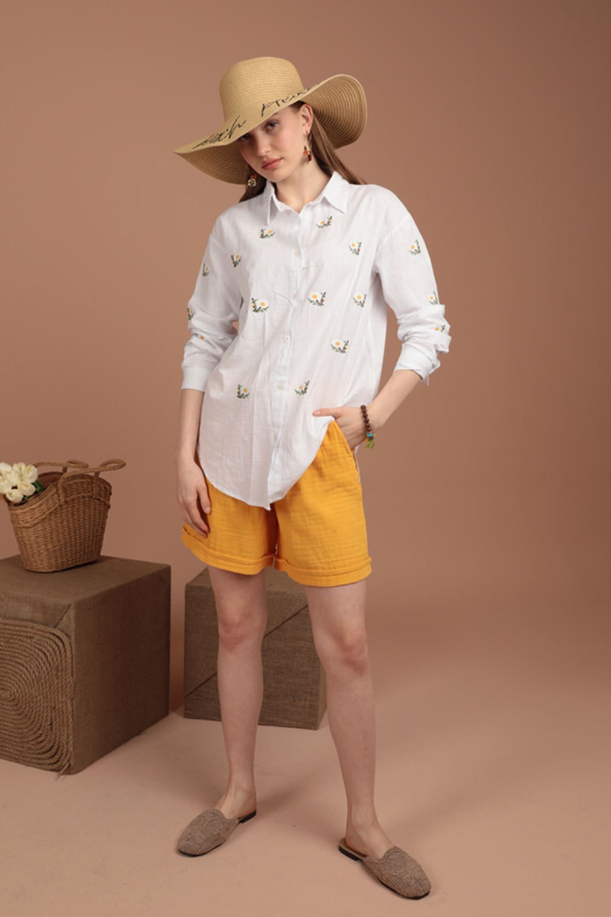 Müslin Kumaş Yazlık Kumaş Kadın Şort Siyah Yeni Sezon Hardal - M