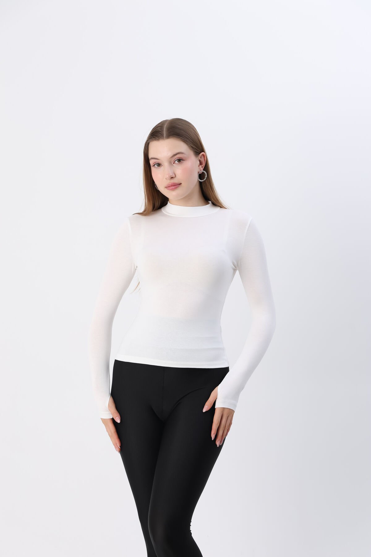 Kadın Beyaz Yarım Boğazlı Yarım Balıkçı Yaka Parmak Detaylı Penye Body Bluz Beyaz - S