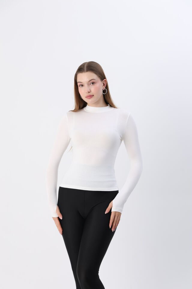 Kadın Beyaz Yarım Boğazlı Yarım Balıkçı Yaka Parmak Detaylı Penye Body Bluz Beyaz - S