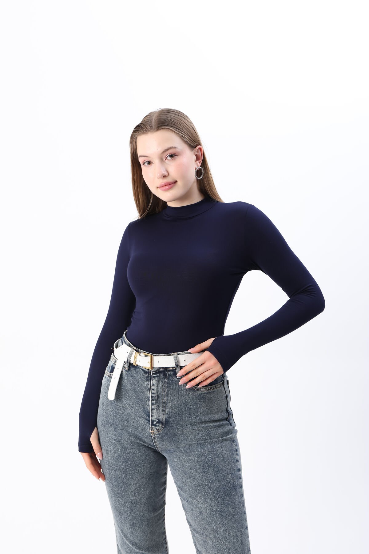 Kadın Beyaz Yarım Boğazlı Yarım Balıkçı Yaka Parmak Detaylı Penye Body Bluz Lacivert - S