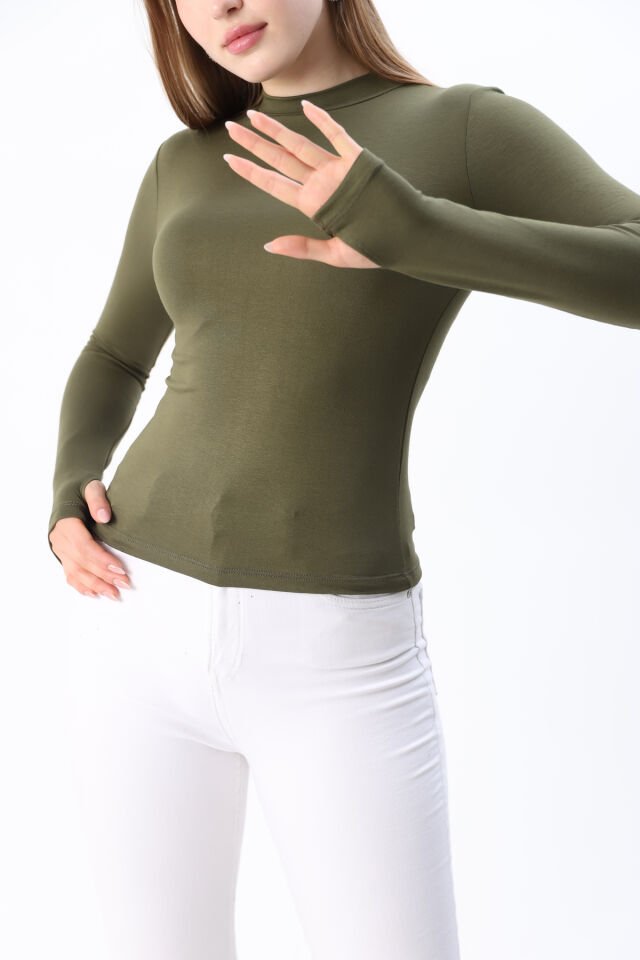 Kadın Beyaz Yarım Boğazlı Yarım Balıkçı Yaka Parmak Detaylı Penye Body Bluz Haki - M