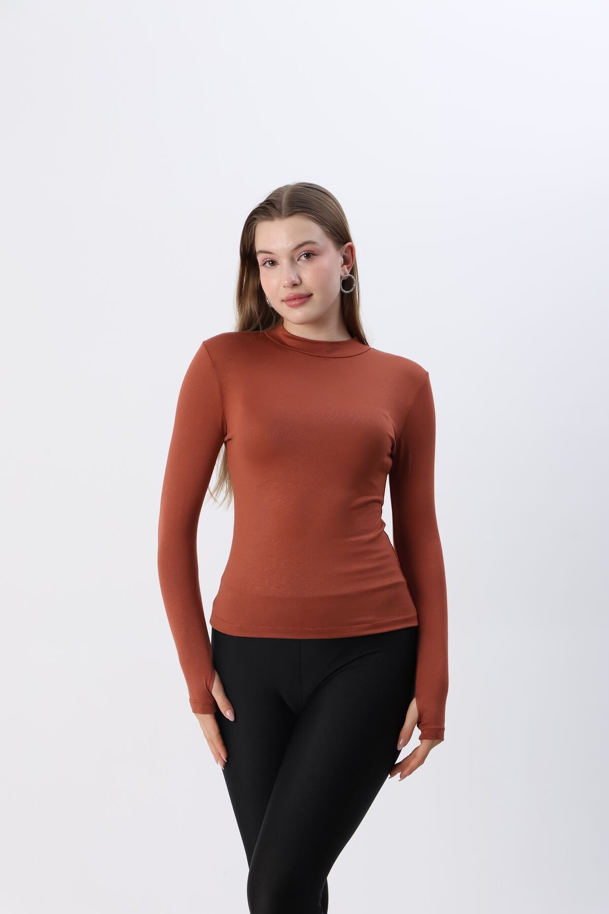 Kadın Beyaz Yarım Boğazlı Yarım Balıkçı Yaka Parmak Detaylı Penye Body Bluz Kahverengi - S