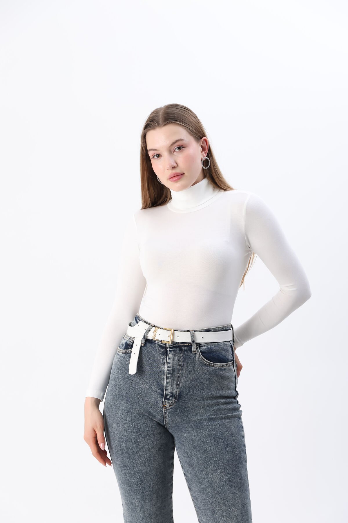 Kadın Beyaz Yeni Sezon Tam Boğazlı Balıkçı Yaka Penye Body Bluz