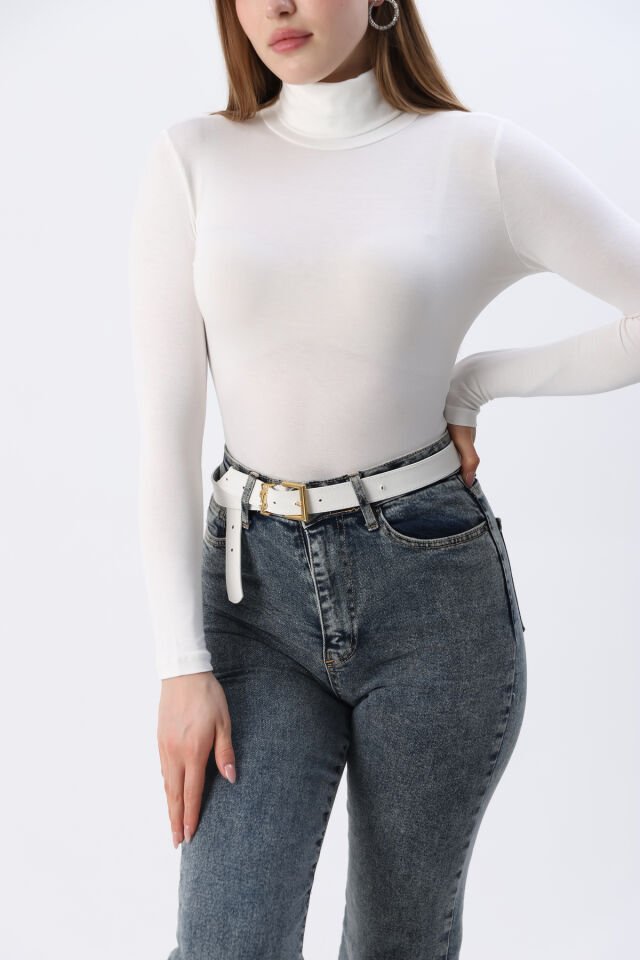 Kadın Beyaz Yeni Sezon Tam Boğazlı Balıkçı Yaka Penye Body Bluz