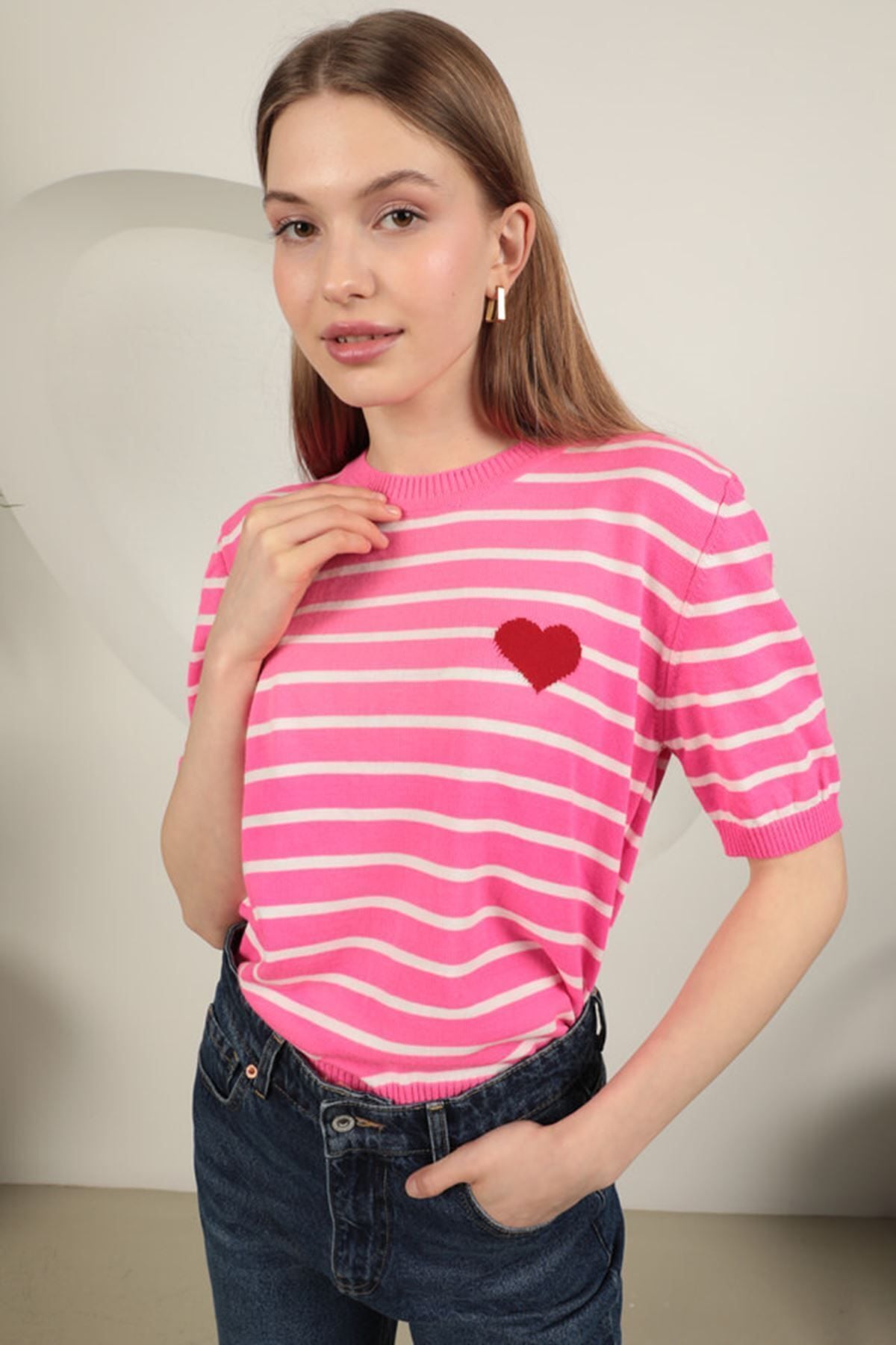 Triko Çizgili Kalp Desenli Kadın Kısa Kol Siyah Bluz Pembe - Standart